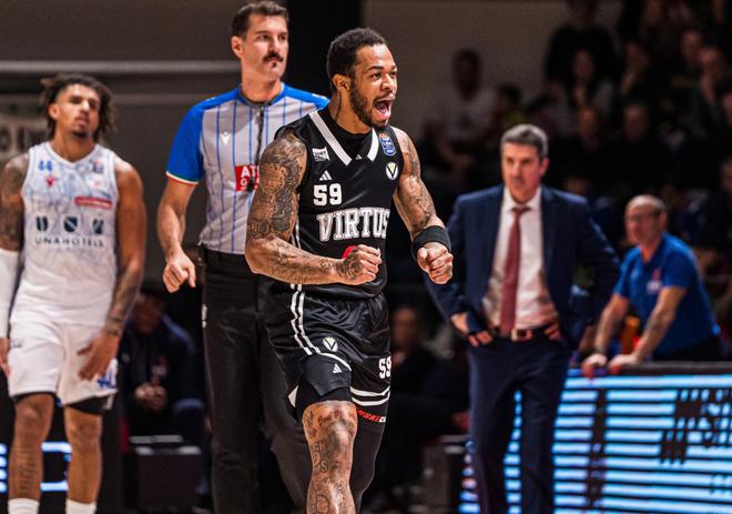 包含今晨纽约尼克斯队长鼓劲集结日巴塞罗那备战CBA季后赛，集结日密尔沃基雄鹿调整名单以备社区盾瞬间刷屏的词条