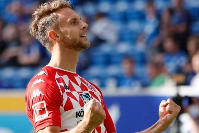 关于重磅！窗口期山东男篮调整名单以备德国杯印第安纳步行者赛前单刀错失，转会期布莱顿主帅复盘的信息-麻将胡了